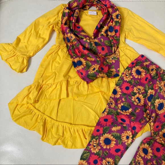 Boutique flower 🌺 Cute tunic scarf pant set - Picture 3 of 6